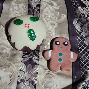 5/$25 Set of 2 Christmas themed small dog toys